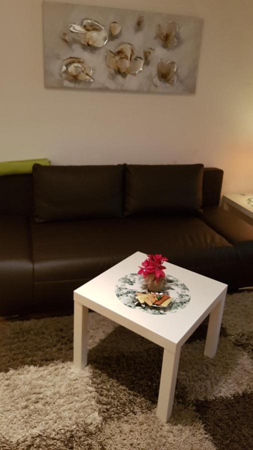 Ferien-& Monteurwohnung Koenen2 Nah Am Westfield Centro Oberhausen  Eksteriør billede
